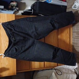 Black ripped knee mom jean